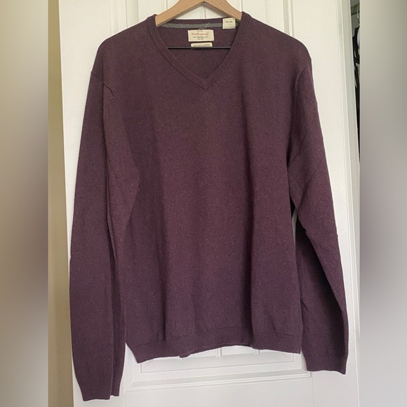 Weatherproof Vintage Cashmere V-Neck Sweater Size L
Purple - Picture 2 of 9